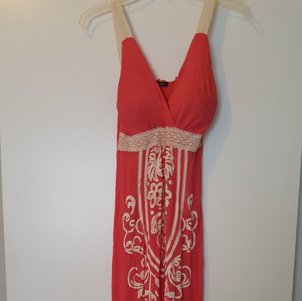 Gorgeous maxi-dress with beautiful embellishment